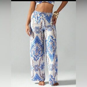 Missguided + Elegant Blue and Cream Wide Leg Pants